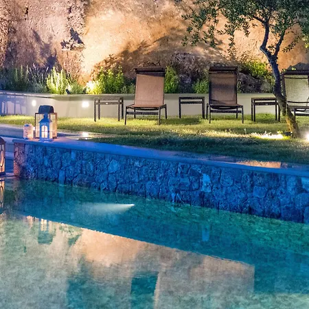 Romantic Hotel & Restaurant Villa Cheta Elite-2